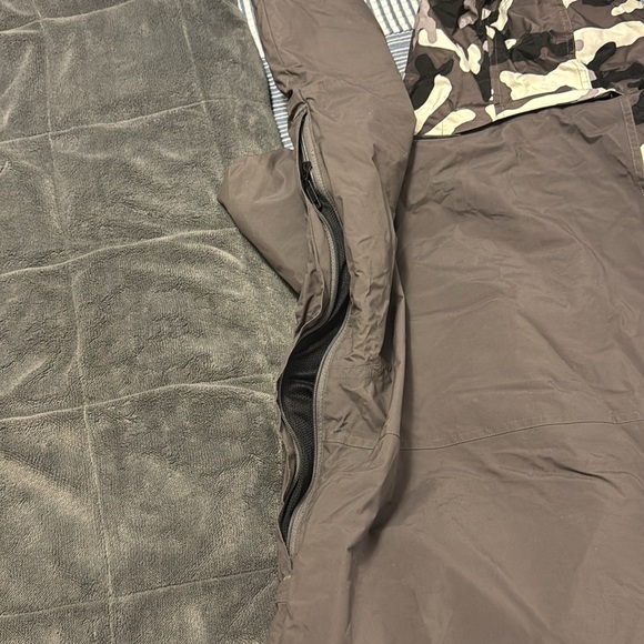 Excellent condition Bonfire snowboard/ski jacket size L - Picture 5 of 8